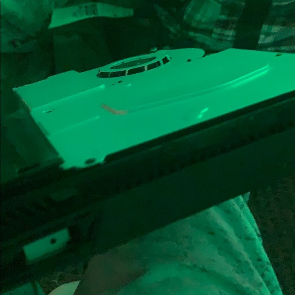 PS4 - Picture 6 of 8